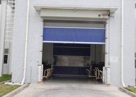 優質pvc快速門供應商,不僅美觀和牢固【廣州奇翔】